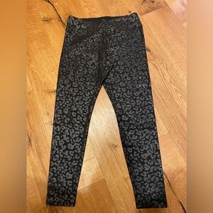 CHICO’S ZENERGY LEGGINGS IN OH SO SOFT FABRIC